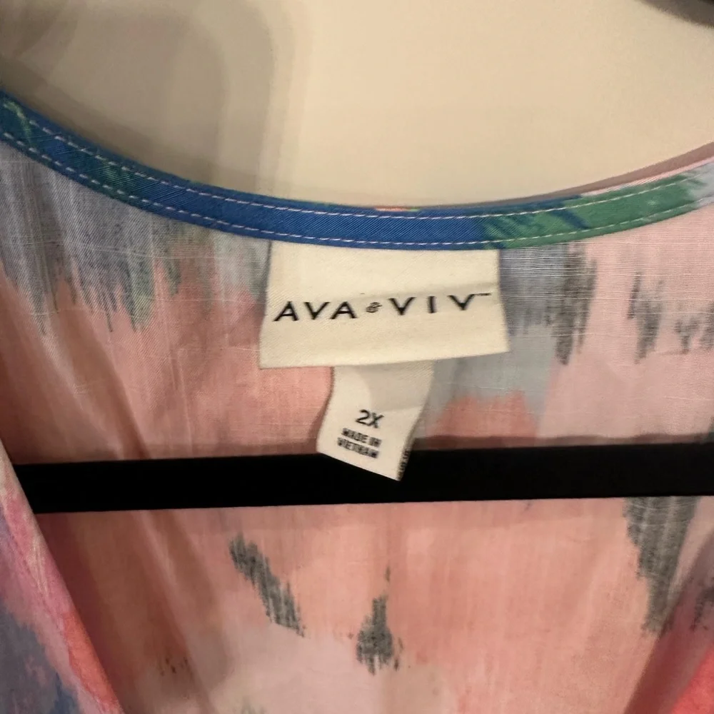 Ava & Viv Pink and Blue Abstract Print Top - Picture 4 of 7